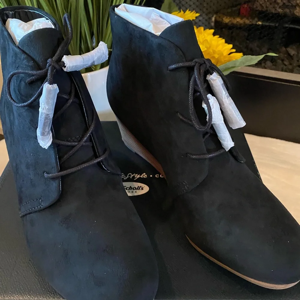 ✨NEW✨Dr.Scholls Dakota Wedge Bootie